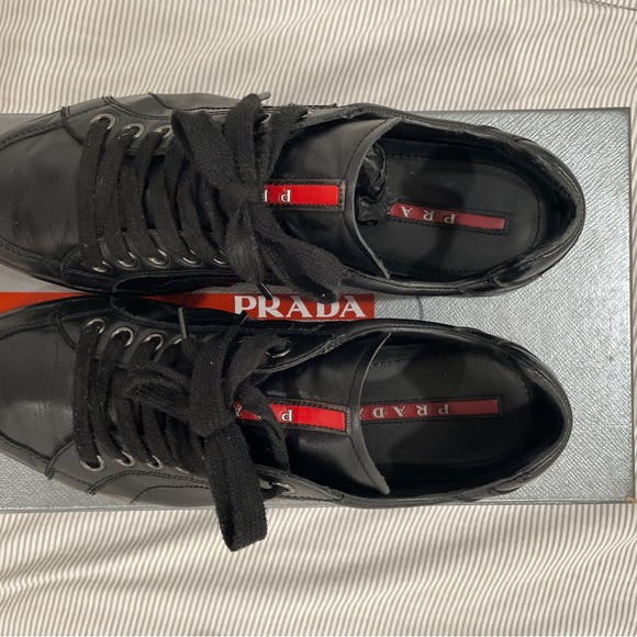 Prada Sneakers. Store for a few years. Size EU41 - US8 - UK7 - Picture 5 of 7